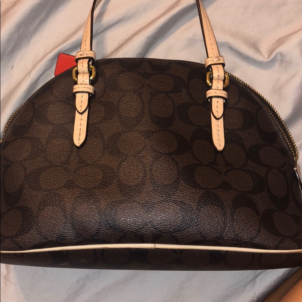 coach purse - Picture 3 of 5